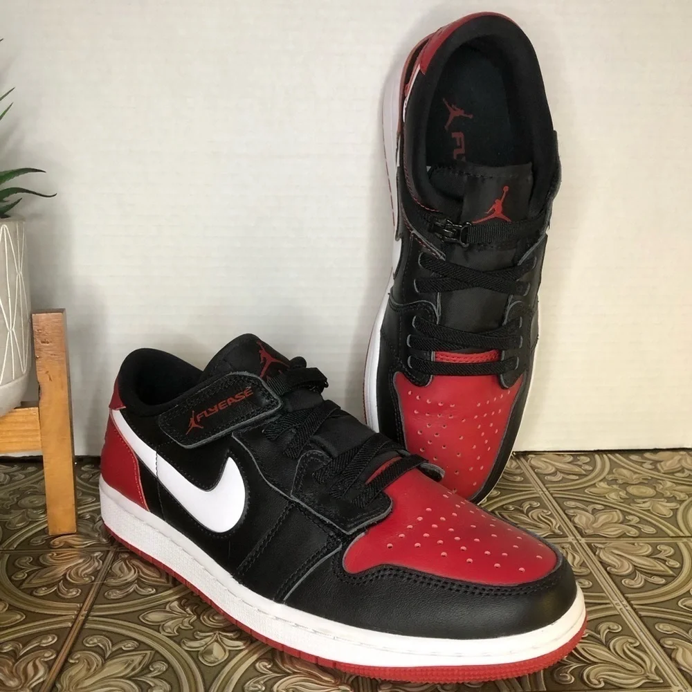 NIKE AIR JORDAN 1 LOW FLYEASE (GS) Jordan Black and Red Sneakers Men’s size 8